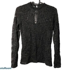 🍋ABERCROMBIE & fitch long sleeves lace top